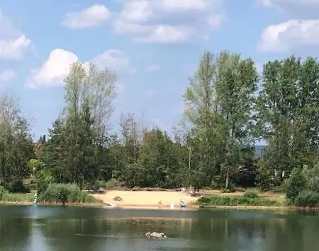 Wohnen-auf-zeit-am-see فندق